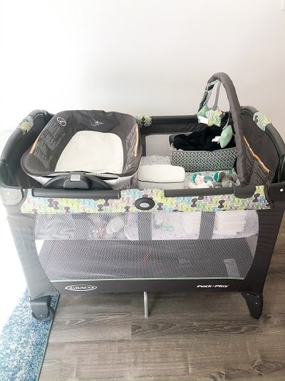 Graco pack n play with bassinet and changing pad. 